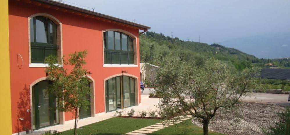Agriturismo Camparella Пастренго Екстериор снимка